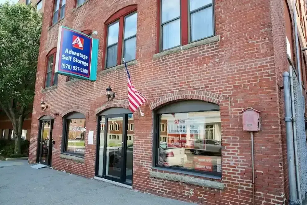 Advantage Self Storage Beverly front office