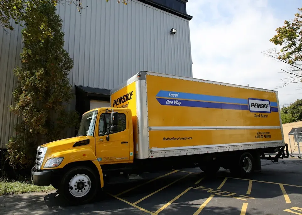 Salem location Penske Truck